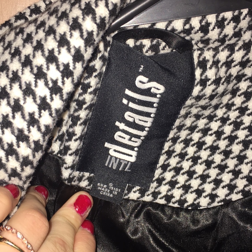 Jacket - Picture 2 of 3